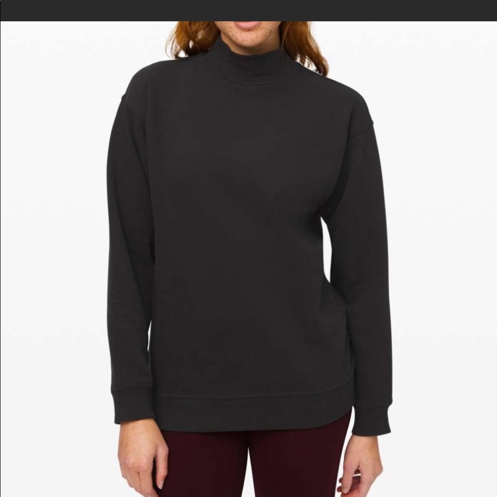 Lululemon all yours mock neck crew black size 4